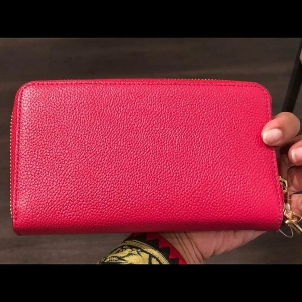 Valentines gift 🎁 Michael kors Hayes ph case multifunction wristlet